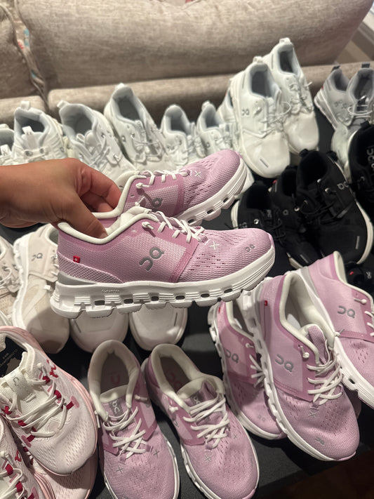 Girls on clouds