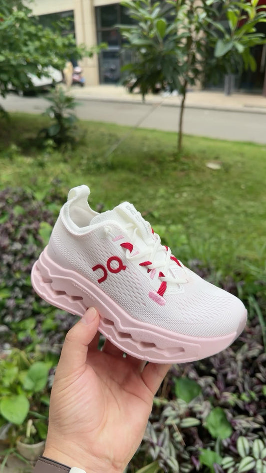 Women’s On Clouds
